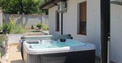 Wunderschöne Villa mit Jacuzzi und Meerblick in ruhiger Lage in der Nähe von Albena